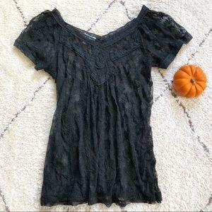 Charlotte Russe Black Lace Blouse Top Sheer Short Sleeved Size Large Floral